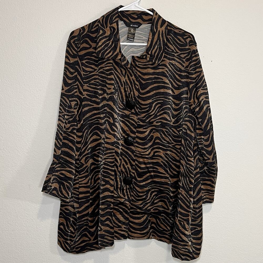 Ali Miles Tunic Top Size XL BLACK BROWN Animal Print Zebra Jacket Missing Button